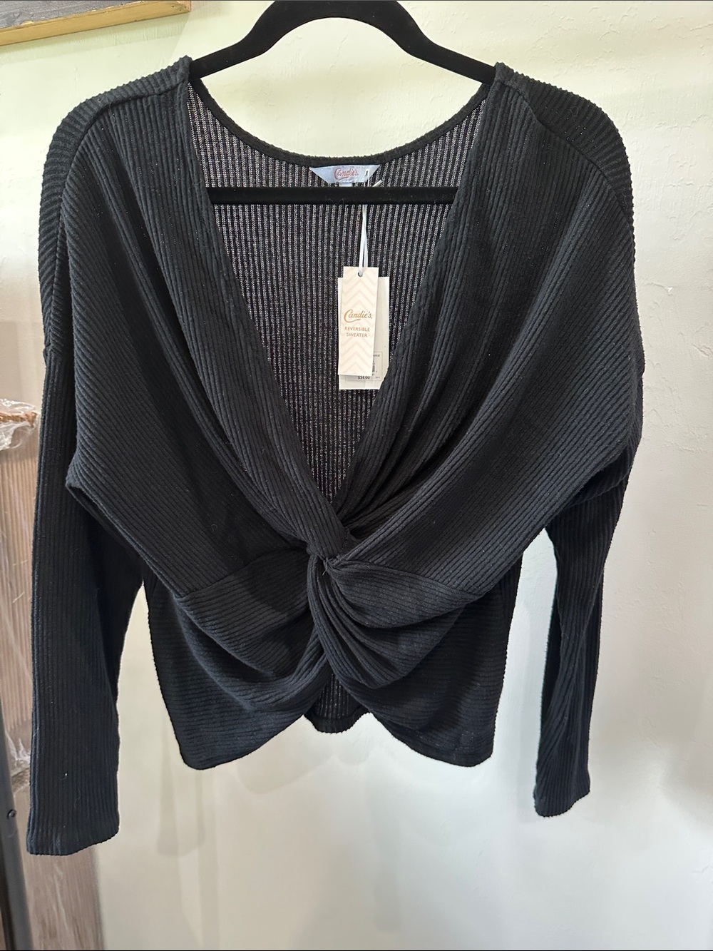 Candie's Black Twist-Front Ribbed Long-Sleeve Top